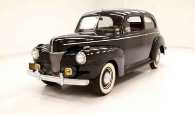 1941 Ford Tudor Deluxe