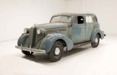 1936 Pontiac Master Series 6 Touring Sedan