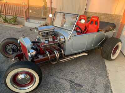 1931 Ford Model T 1931 FORD T-BUCKET 200 MILES ON MOTOR  /  TRANS