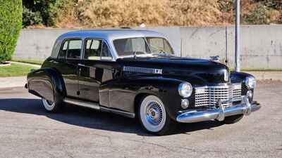 1941 Cadillac FLEETWOOD 60 SPECIAL 1941 CADILLAC FLEETWOOD 60 SPECIAL  /  RESTORED