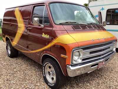 1977 Dodge B200 shorty van, Amazing just out of long storage.